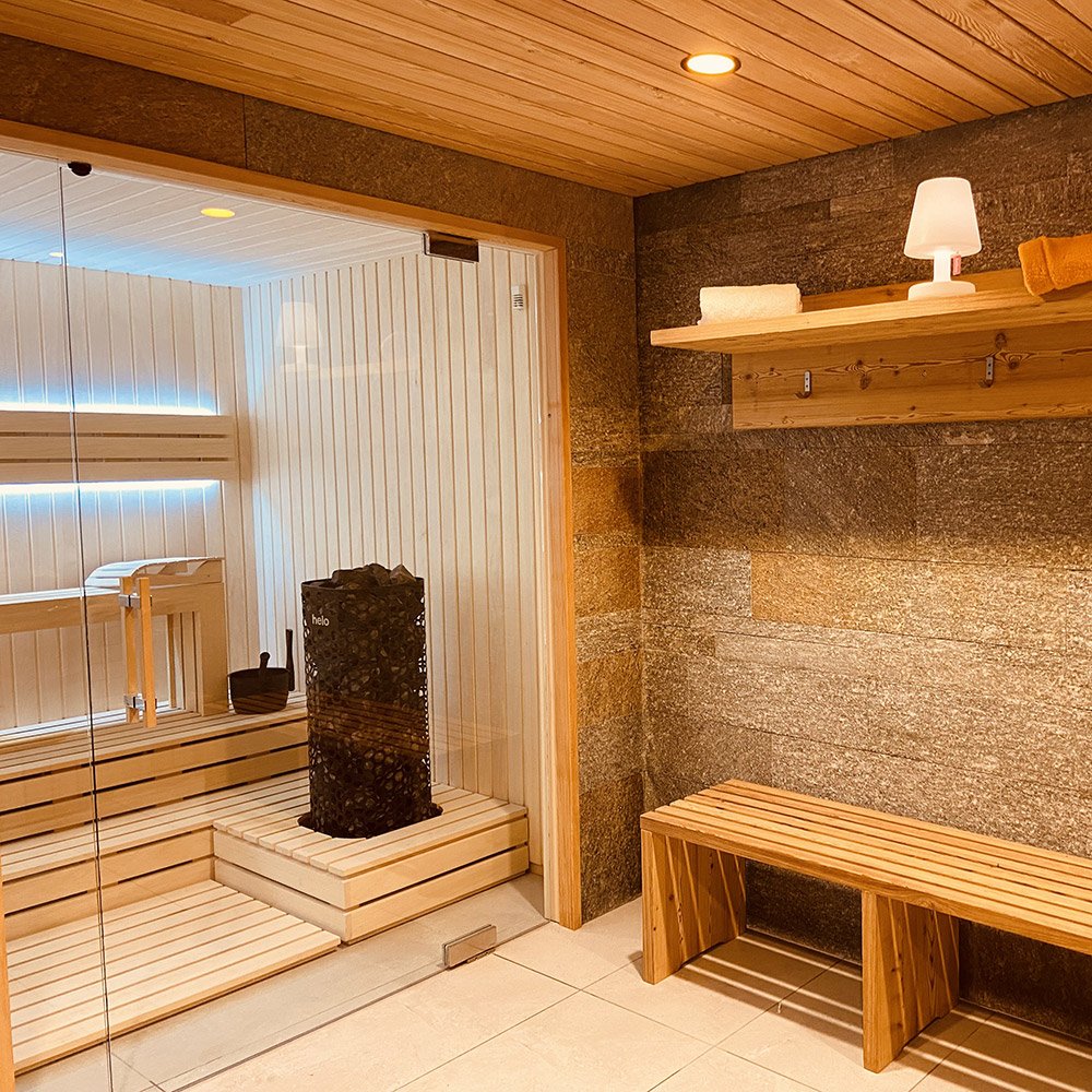 Sauna finlandais traditionnel en bois